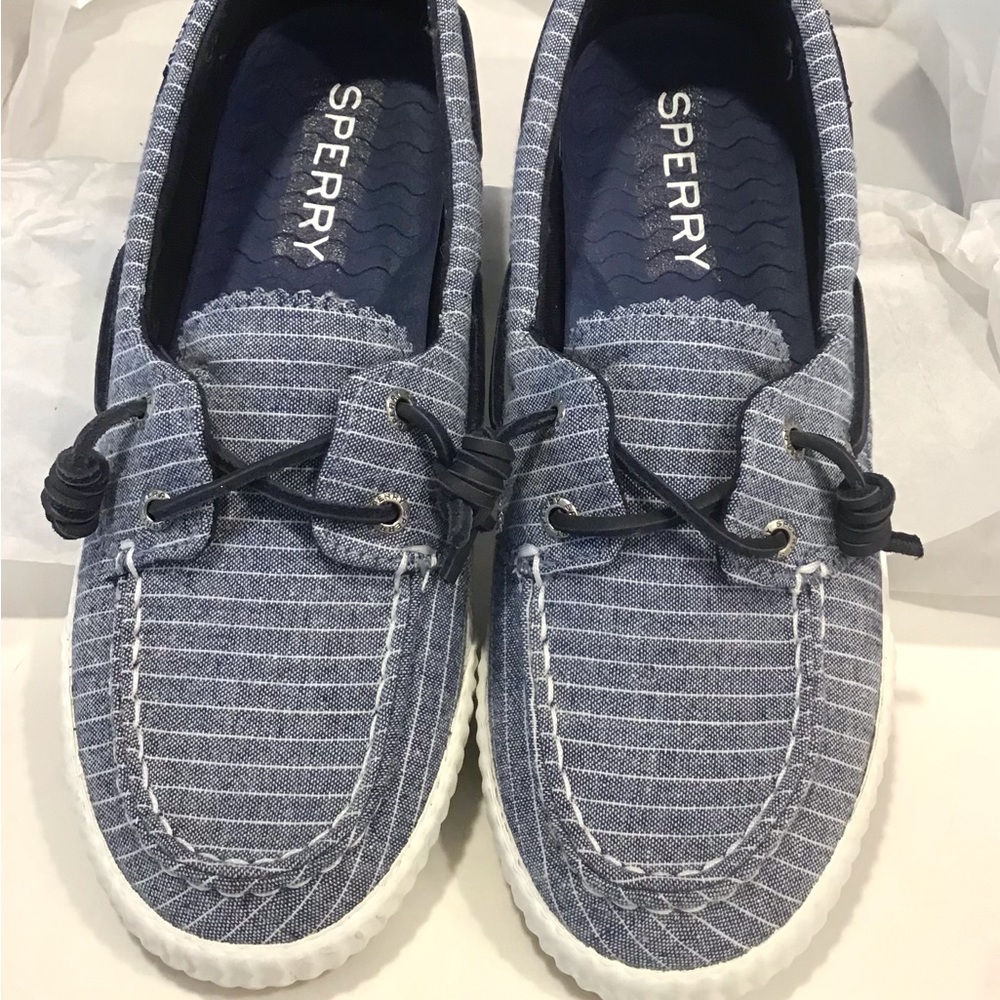 SPERRY Slip-On Boat Shoes size 8M